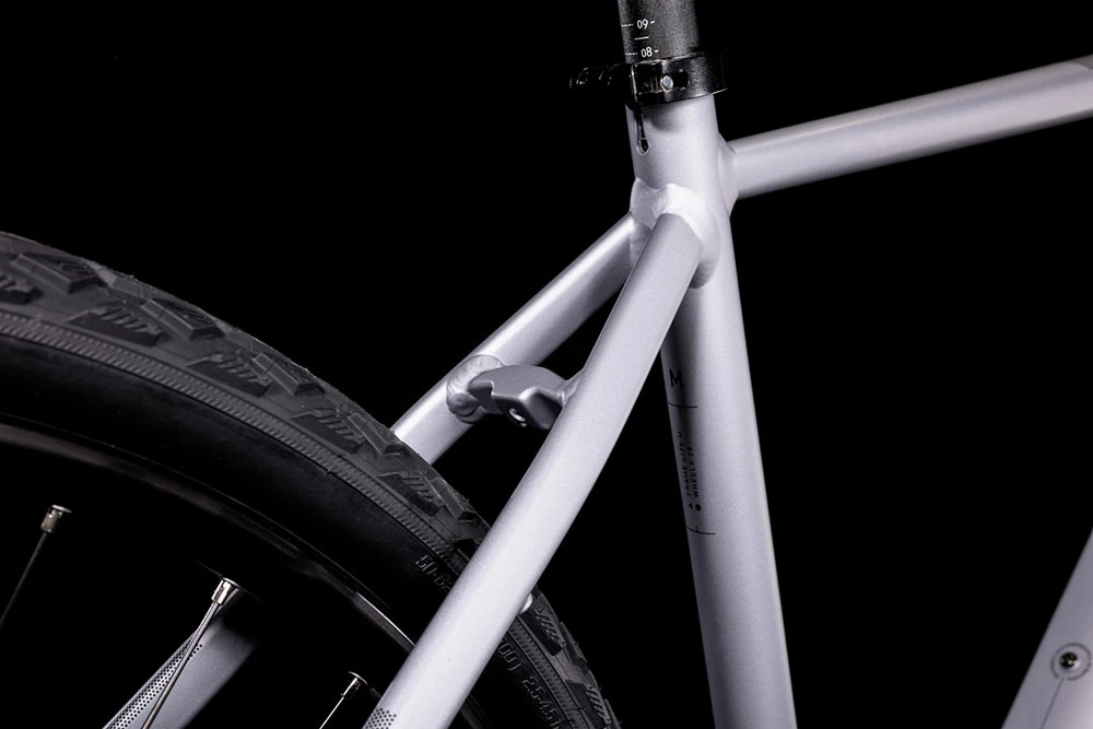 Cube Nature EXC Polarsilver´n´black – Bild 4