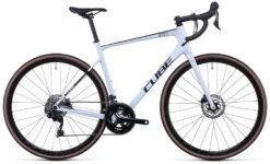 Cube Attain GTC Race Frostwhite´n´carbon