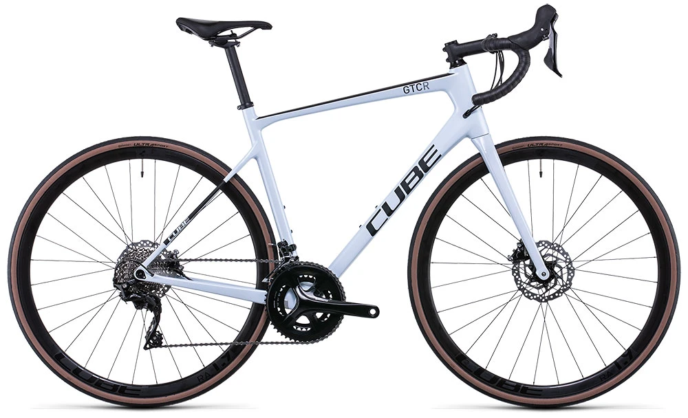 Cube Attain GTC Race Frostwhite´n´carbon