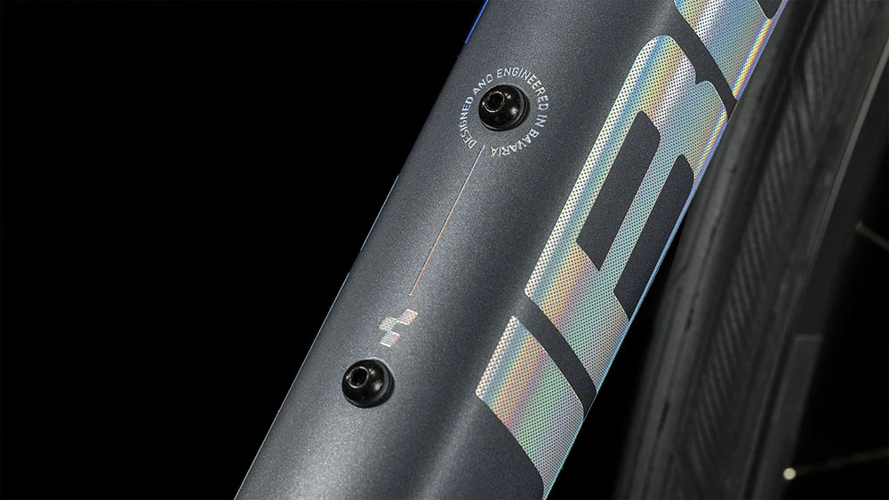 Cube Axial WS Race Metalblack´n´rainbow – Bild 3